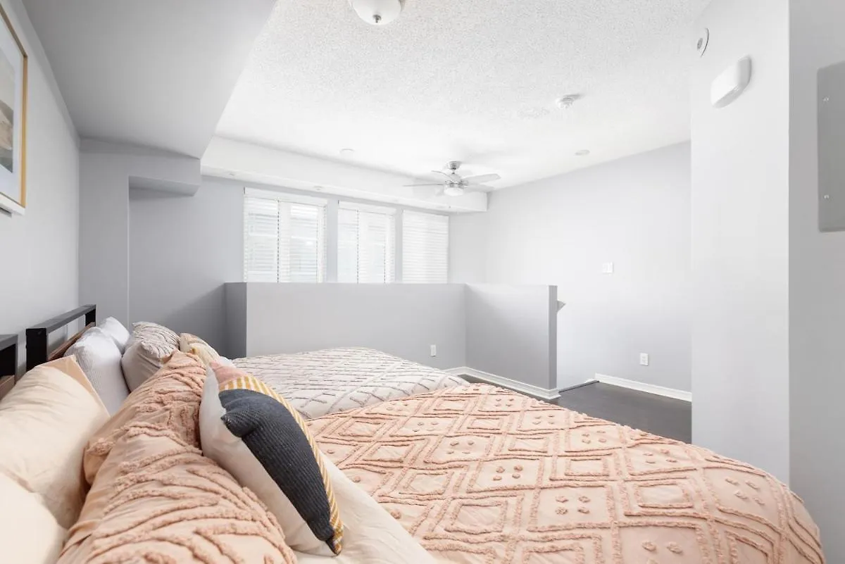Loft By The Lake Toronto Canada